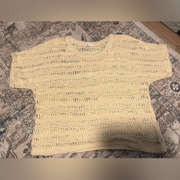 Zyia Active Tops - Zyia active Cream Knit Short Sleeve Sweater